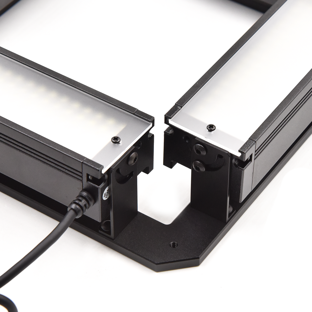 Square bar LED lighting for IC chip OCR, fiducial mark detection and industrial automated optical inspection
